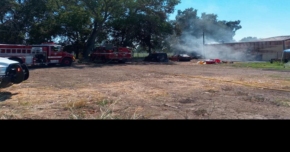 Firefighters contain building fire in Los Molinos Local