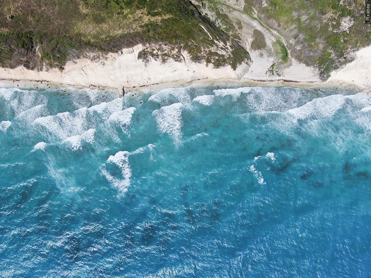 Six rescued at a Santa Cruz County beach after rope breaks during cliff ...
