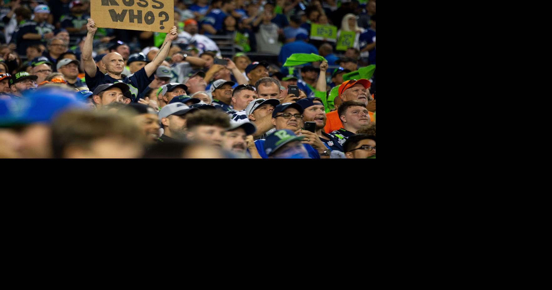 Denver Broncos make baffling decision at the end of Seahawks game