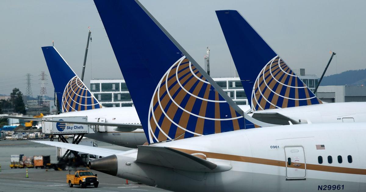 United flight diverted to Wisconsin after passenger’s ‘multiple ...