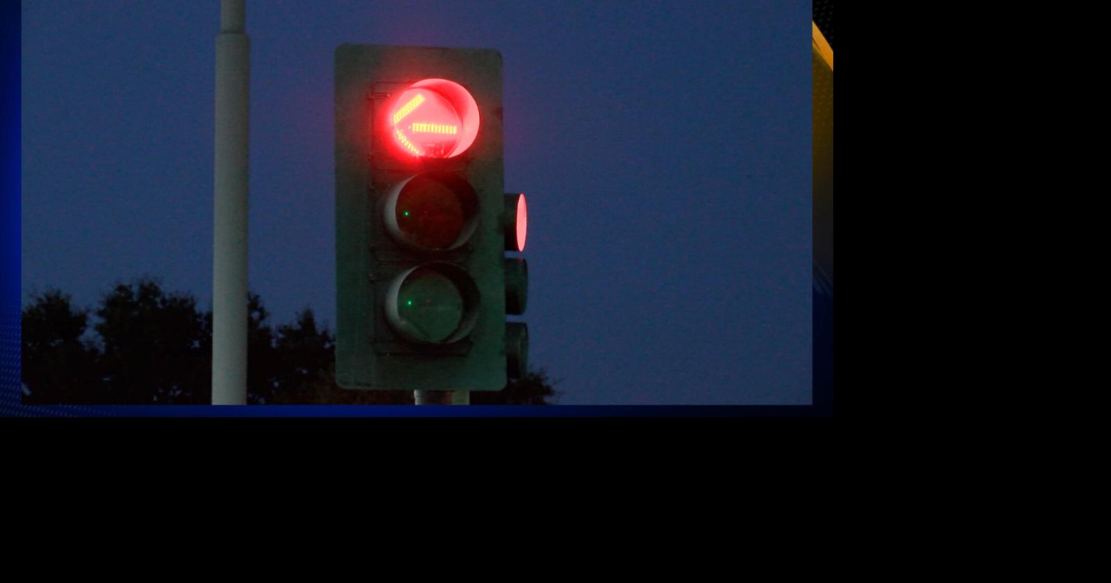 Traffic Tuesday: Chico Police clarify red light and traffic light rules for safer driving