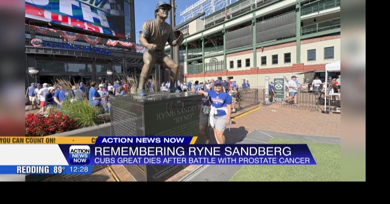 Cubs fans pay tribute to Ryne Sandberg Video