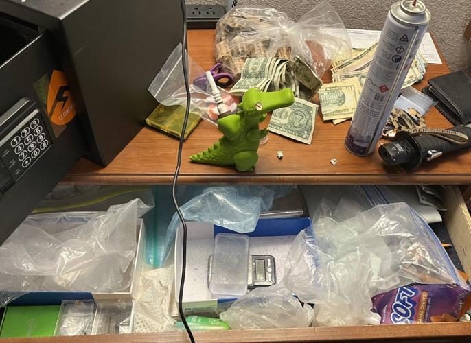 2 suspects arrested for possession of drugs for sale & felony child ...