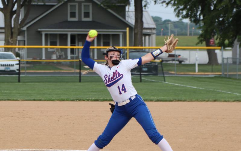 PHOTOS Roxana 10, East Alton Wood River 5 in softball regional at
