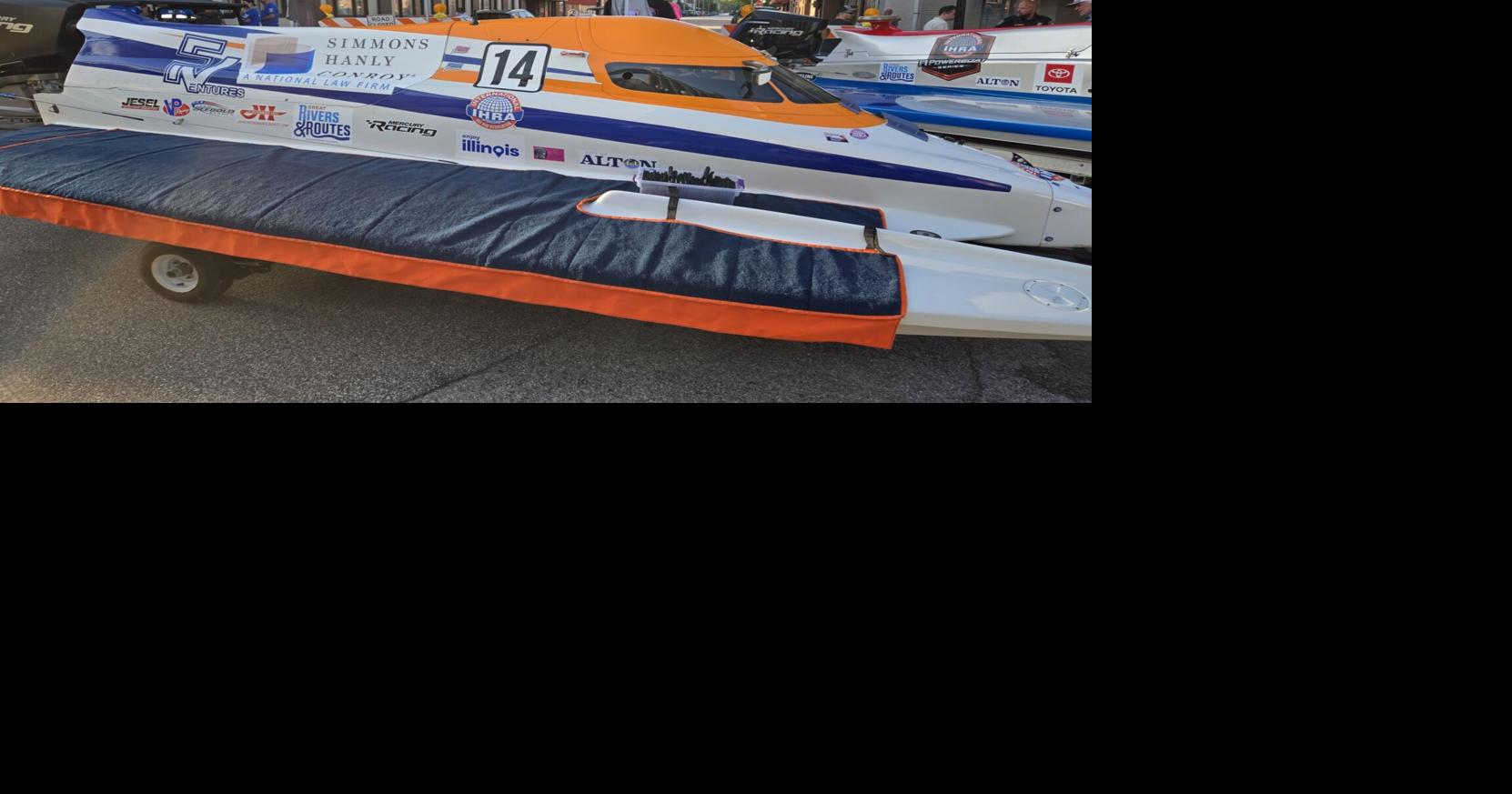 Drivers prepared for Alton powerboat competition