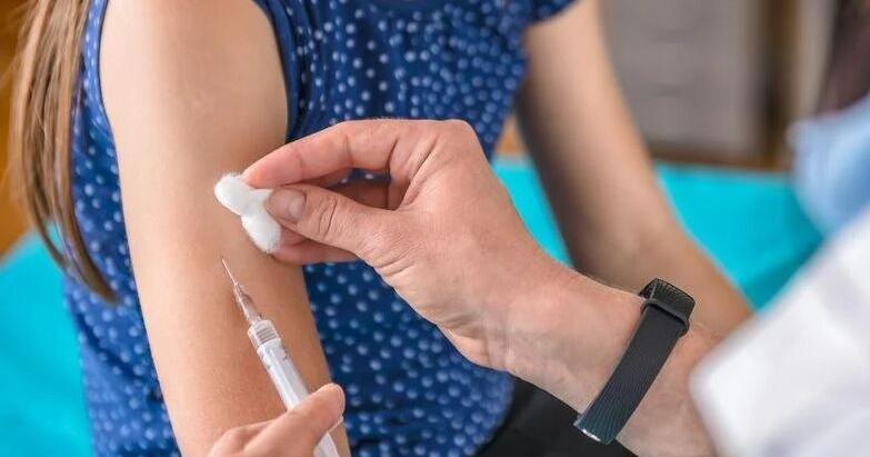 Pritzker signs vaccine law