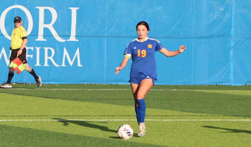 PHOTOS Roxana 7, MELHS 0 girls soccer regional at Roxana Sports