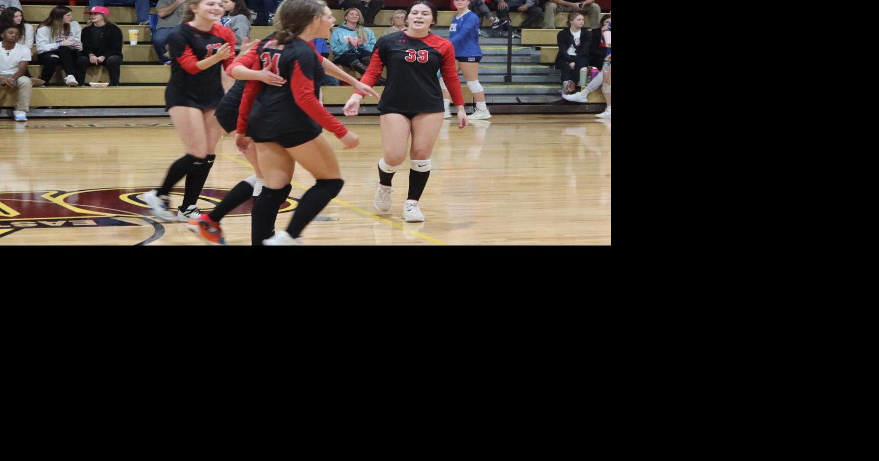 PHOTOS Staunton 2, Gillespie 0 volleyball regional semifinal at Wood