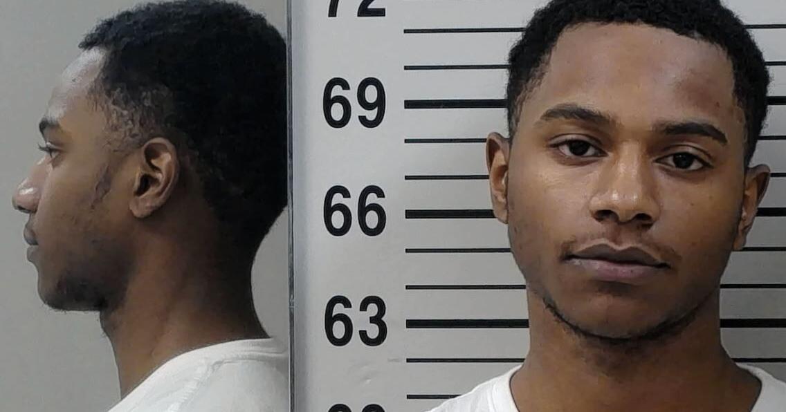 Weapons charges for two Alton men | Local News | advantagenews.com