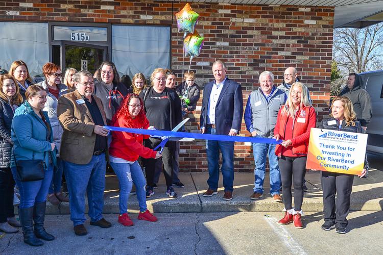 Grand opening held for new Foxes Boxes bakery location Local News