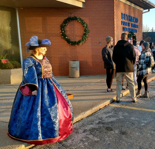 Victorian Christmas Walk returns to downtown Bethalto Local News