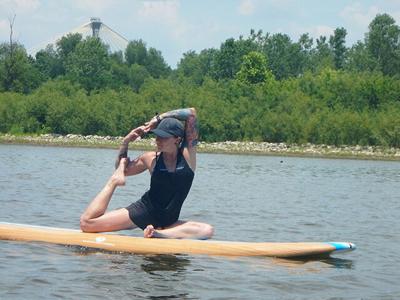 Studio Offers Paddleboard Yoga Classes Advantagenews Com