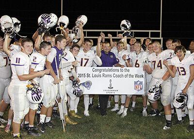 Football Cm Blows Out Panthers In Jerseyville Sports Advantagenews Com