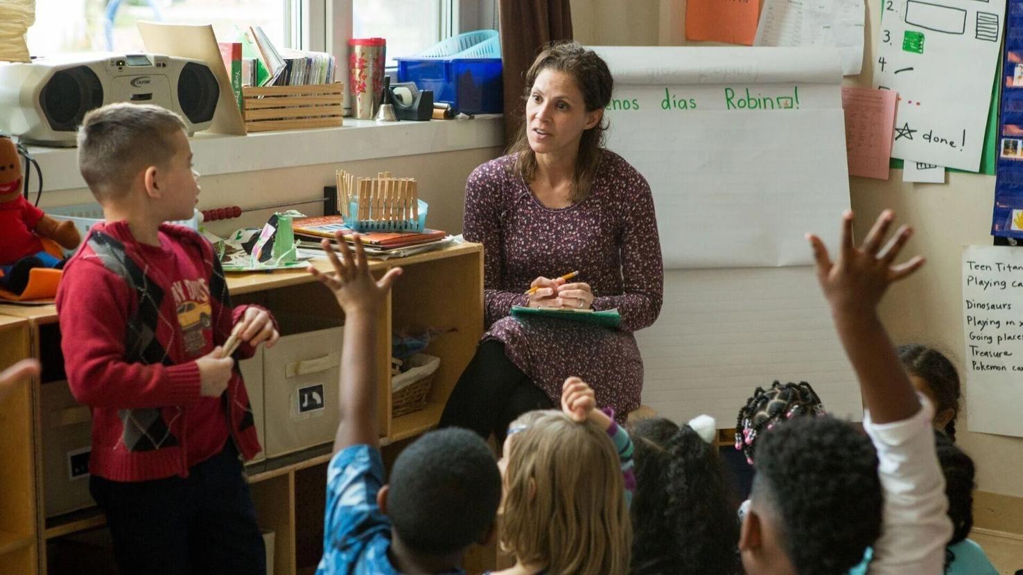 Illinois teachers unions face opposition | Local News | advantagenews.com
