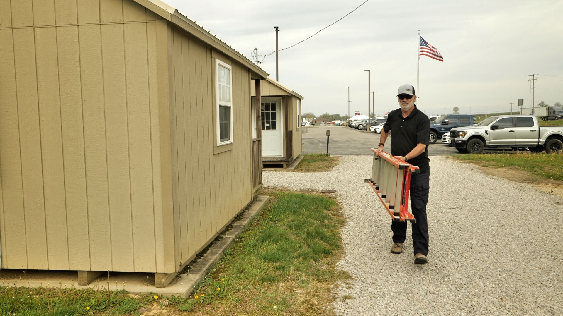 Use caution with ladders near power lines | Local News | advantagenews.com