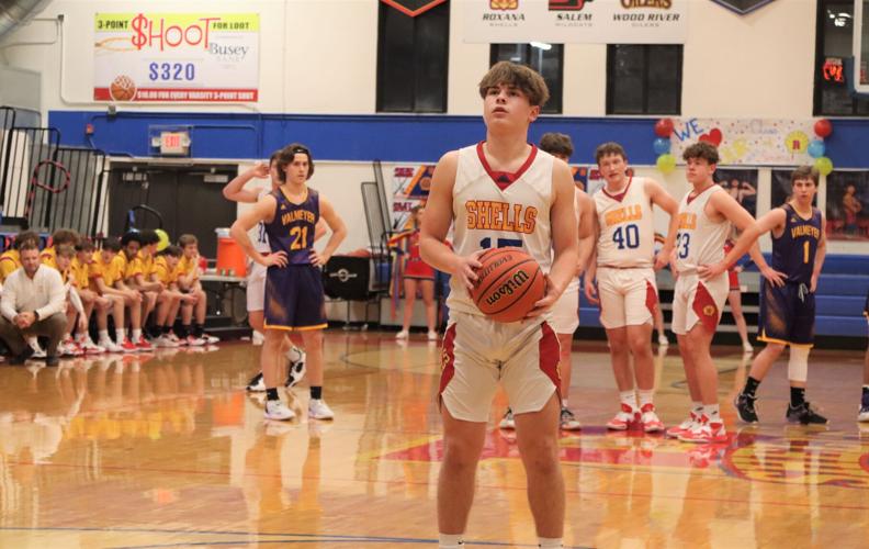 PHOTOS Valmeyer 67, Roxana 66 (OT) boys basketball at Roxana Sports