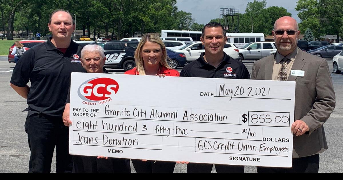 GCS employees donate 855 to Granite City Alumni Association Granite