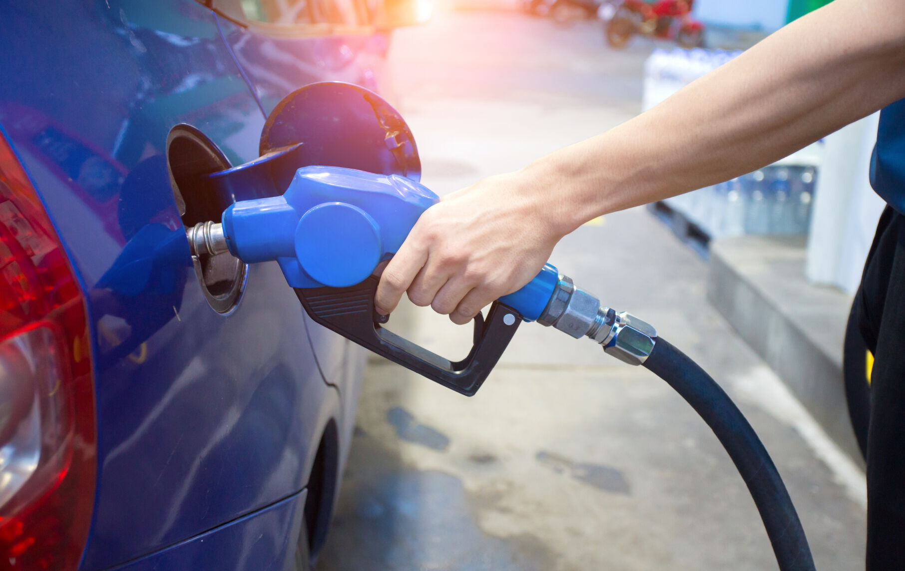 Illinois municipalities push for local fuel tax as gas prices rise ...