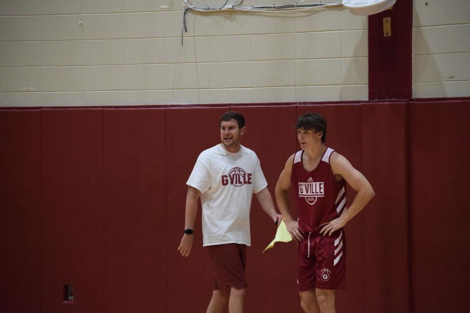 AdvertiserGleam.com - Basketball - 'Cats begin summer season image