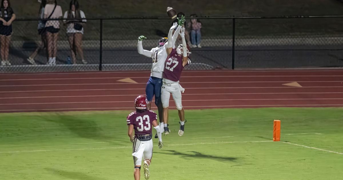 AdvertiserGleam.com - Big wins keeps 'Cats undefeated image