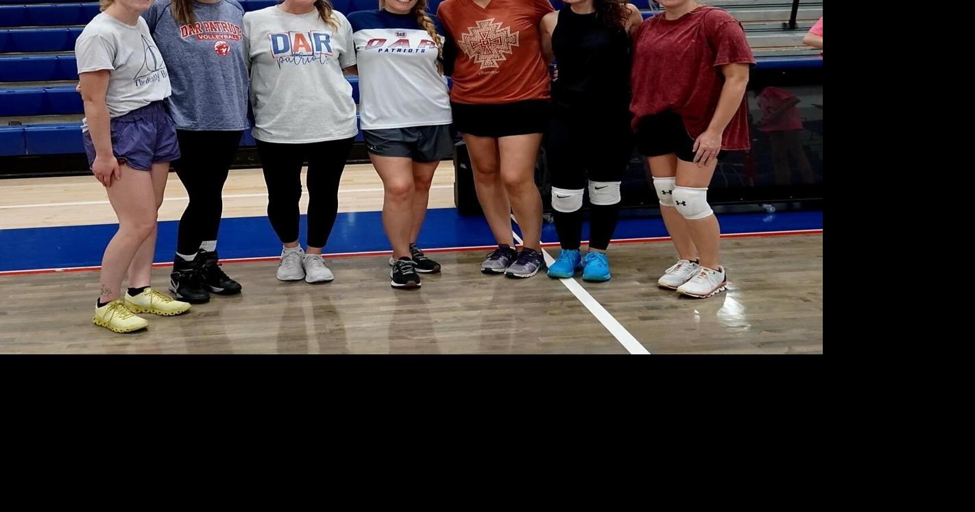 AdvertiserGleam.com - Volleyball - What a week for the Patriots! image