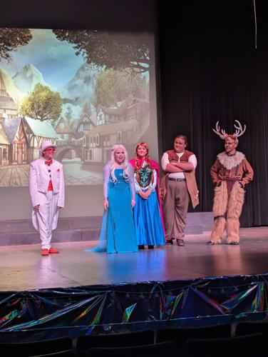 'Frozen Jr.' a hit at Backstage | | advertisergleam.com