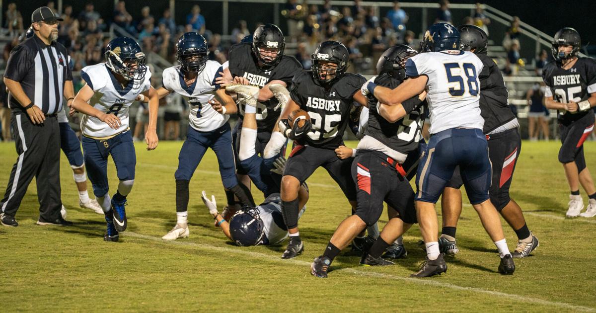 AdvertiserGleam.com - Football - Brindlee gets big win at Asbury image