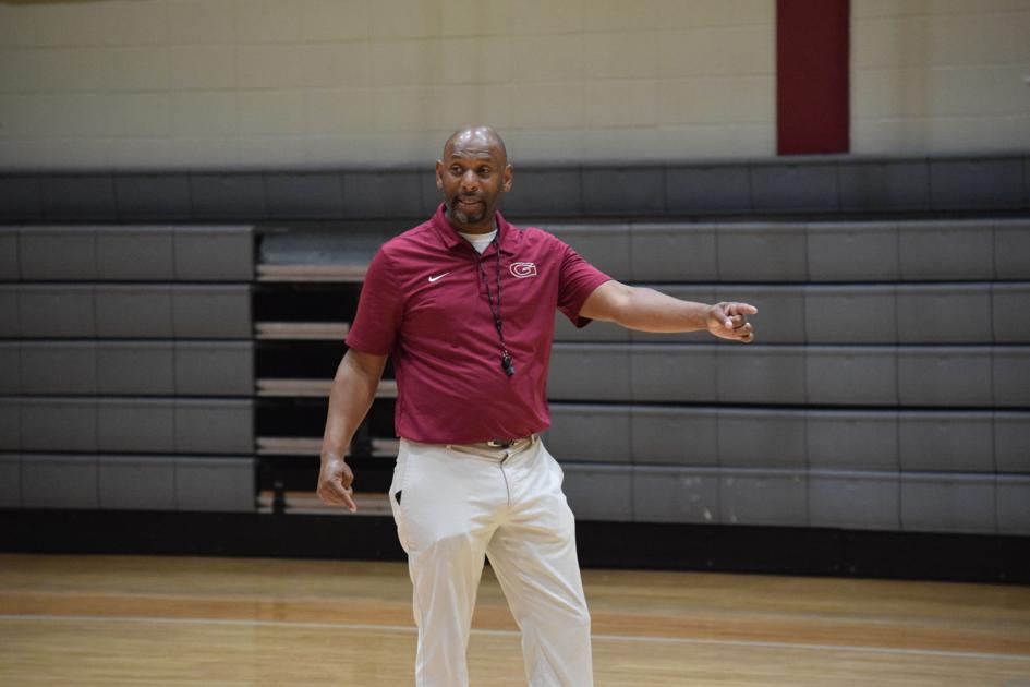 AdvertiserGleam.com - Basketball - Lady 'Cats building toward season image