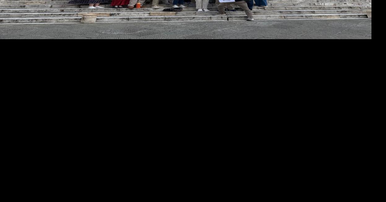 45 travel to Italy with Chamber