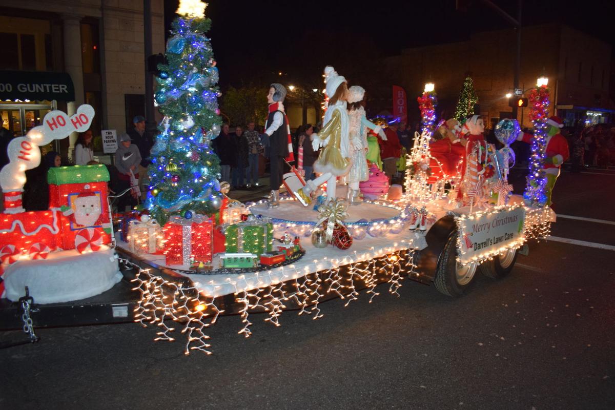 When Is Ft Payne Al Christmas Parade For 2022 The Guntersville Christmas Parade 2021 | Gallery | Advertisergleam.com