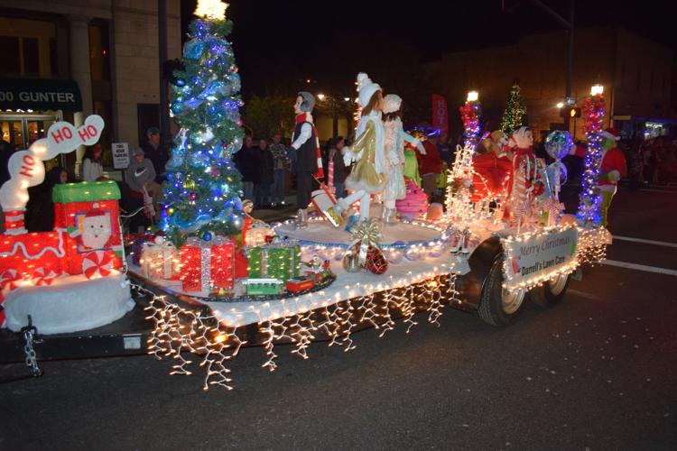 2022 Guntersville Christmas Parade The Guntersville Christmas Parade 2021 | Gallery | Advertisergleam.com
