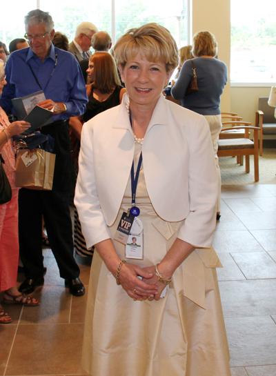 She Never Thought She'd Have A Cancer Story | | advertisergleam.com