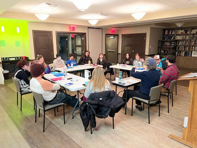 Local Hillel students gather for learning opportunities
