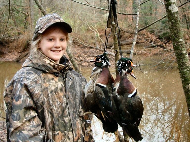 Board approves uniform opening date for duck hunters, increase in goose bag  limit