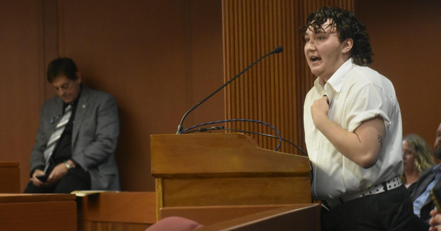 Emotions run high as House panel advances bill limiting transgender care for minors