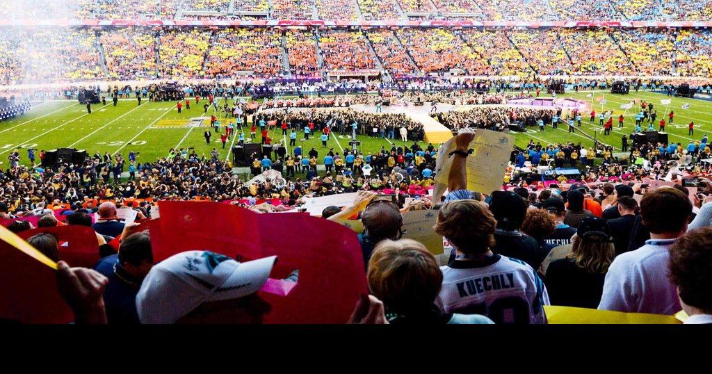 Super Bowl 50 halftime: Bruno Mars, Beyonce blow Coldplay off the stage