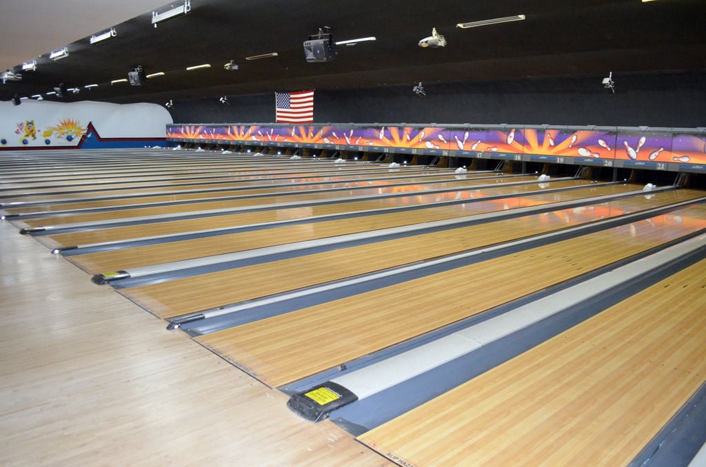 New owners of Albany bowling center striking out on their own Local