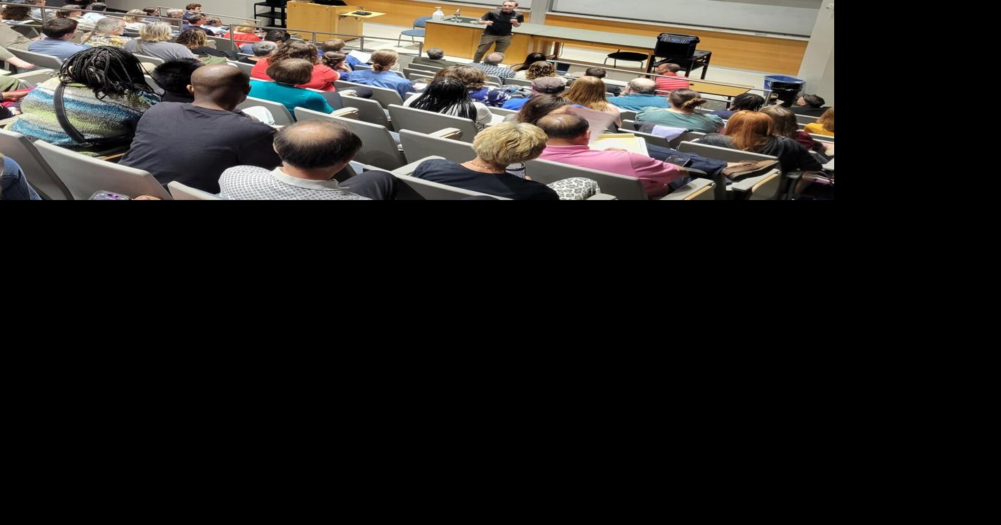 Proposals for chemistry, language program eliminations met by opposition at open forum