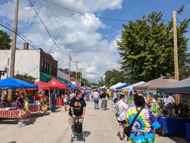 Alton’s Belle Street covered in color in first pride fest