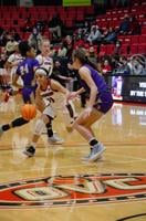 SIUE women’s basketball loses to Tennessee Tech after a tight game
