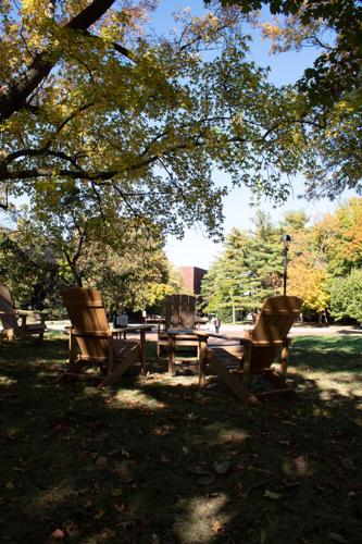 Local philosophers gather at SIUE to discuss and refine their work