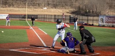 Baseball takes first home loss to Western Illinois