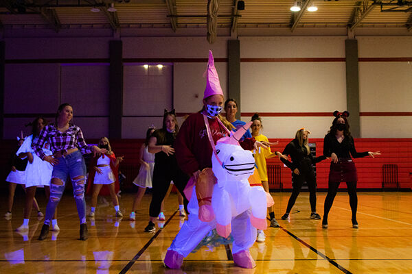 Attendees learn 'Thriller' dance at Halloween dance party