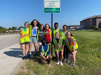 SIUE Rotaract Club wastes no time giving back to surrounding community