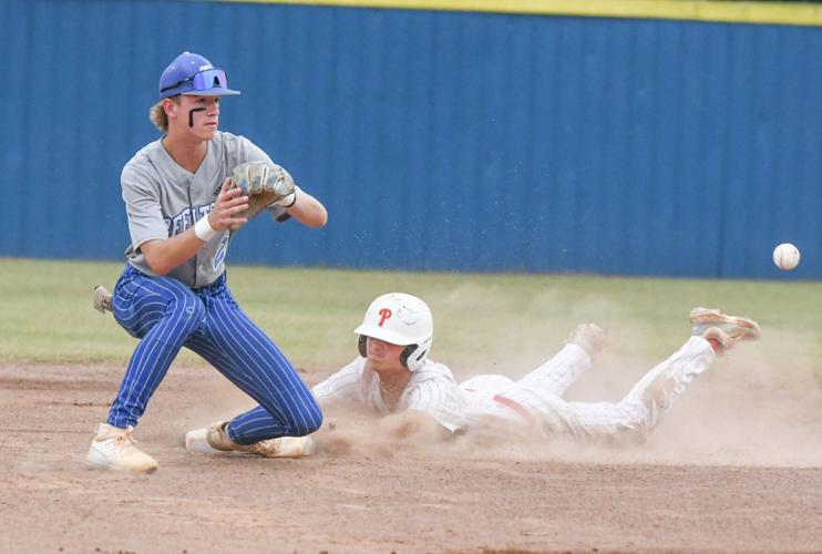 060425 Huston Lewis North-South.jpg