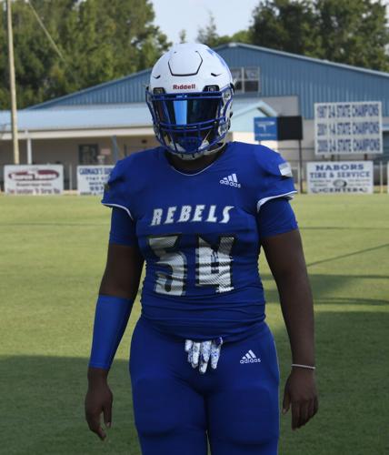 Center: Dee "Alpha Dawg" Griffin, Reeltown senior