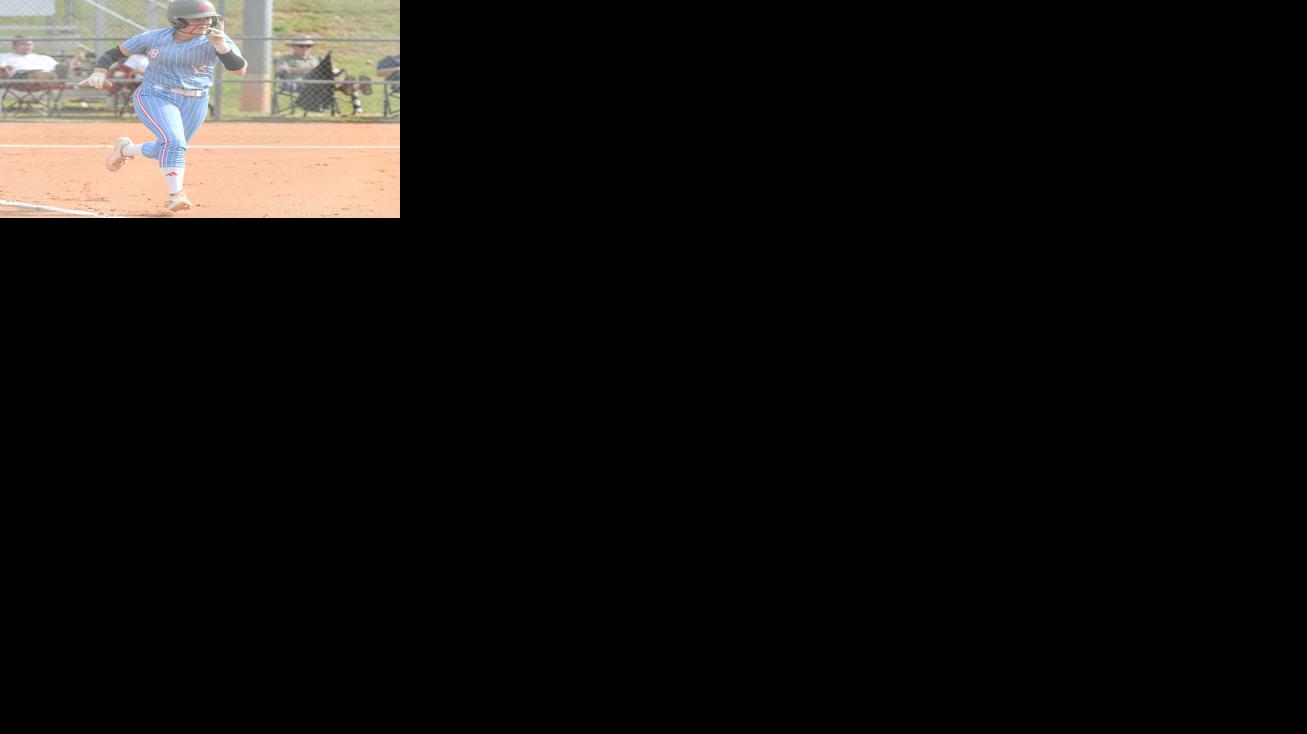 042625 HBS Softball.jpg