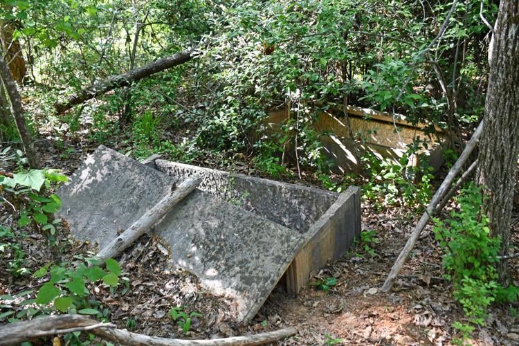 grave3.jpg