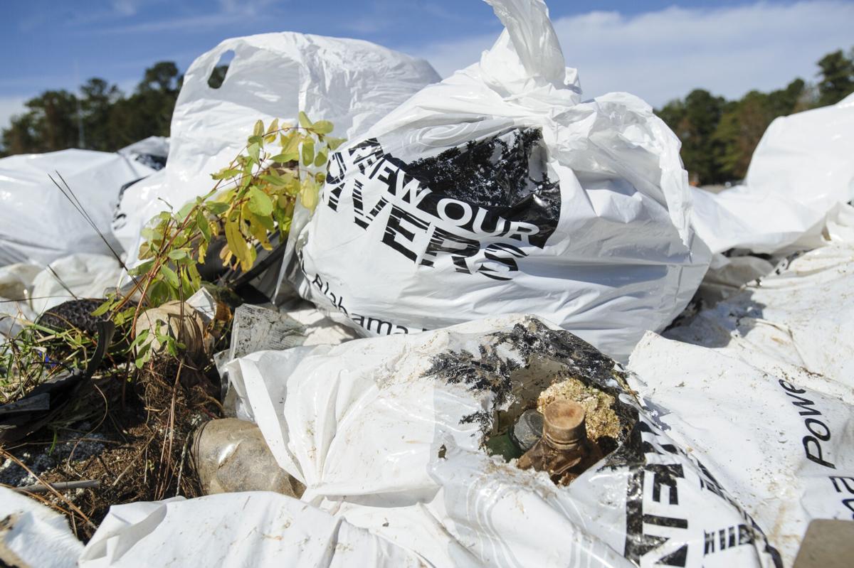 1107 Renew Our Rivers Cleanup 08.jpg