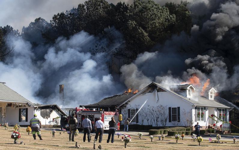 20211202 Funeral Home Fire 001.jpg